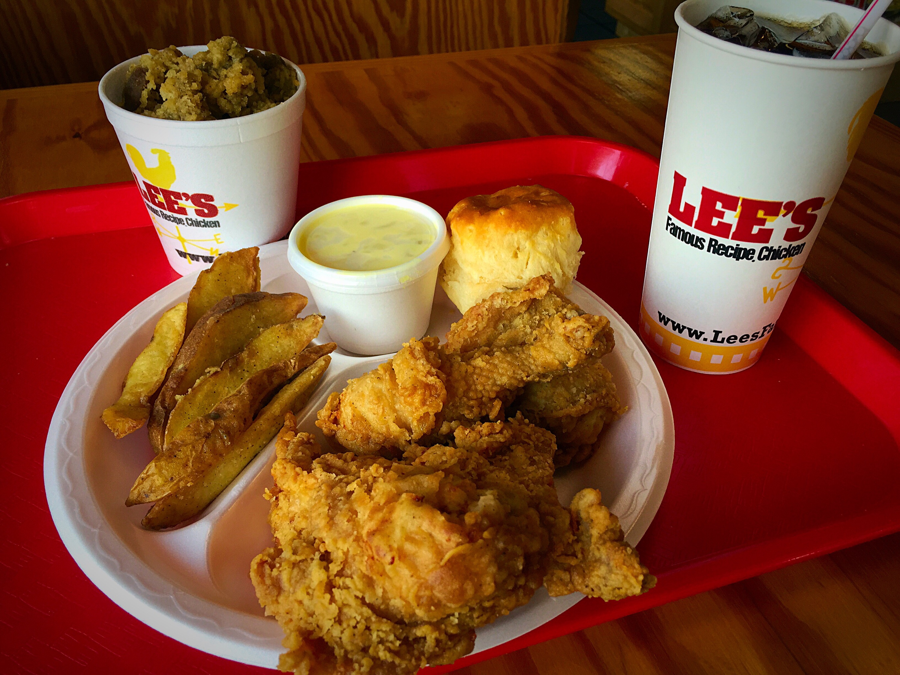 Tasty Tuesday: Lee's Famous Recipe Fried Chicken, Kentucky – Here, There,  Everywhere